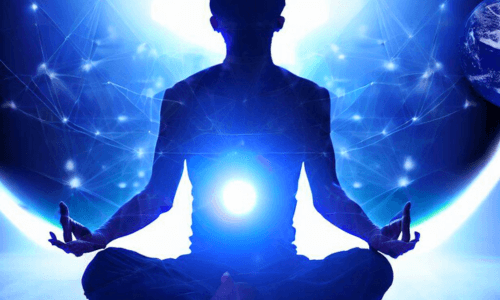 Pessoa em meditação 